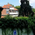 Seeger *