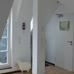 Apartment Seeger