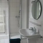 Seeger Apartment *